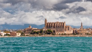 Die Kathedrale La Seu ist das Wahrzeichen von Palma de Mallorca. Foto: fincallorca.