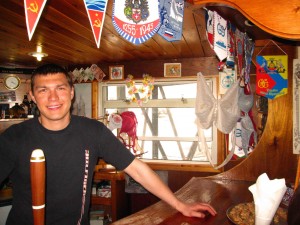 Die Pinguin-Bar in der ukrainischen Vernadzky Forschungsstation