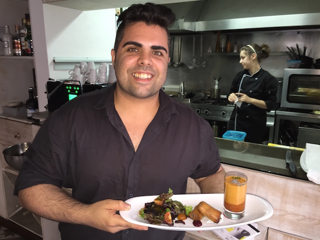 Restaurant-Chef Renato vom „O Bairro“ in Aveiro pflegt eine frech-frische Küche mit regionalen Köstlichkeiten; Foto: Heiner Sieger 