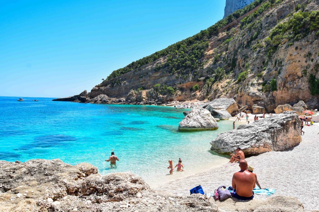 Strand Cala Mariolu Golf von Orose Bootstour Sardinien