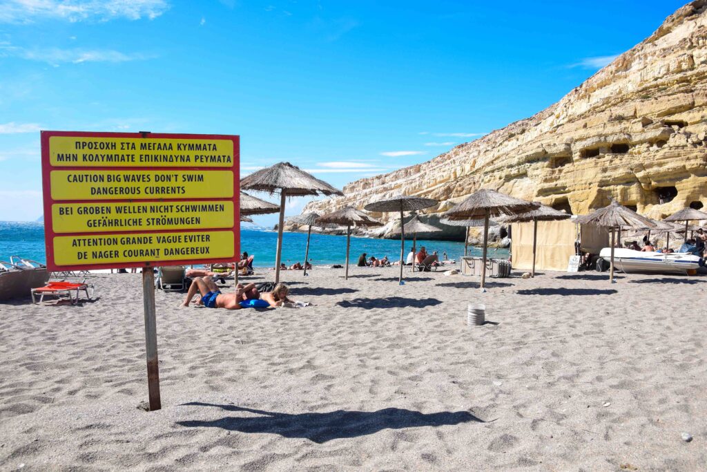 Strand Warnschild Matala Kreta Griechenland