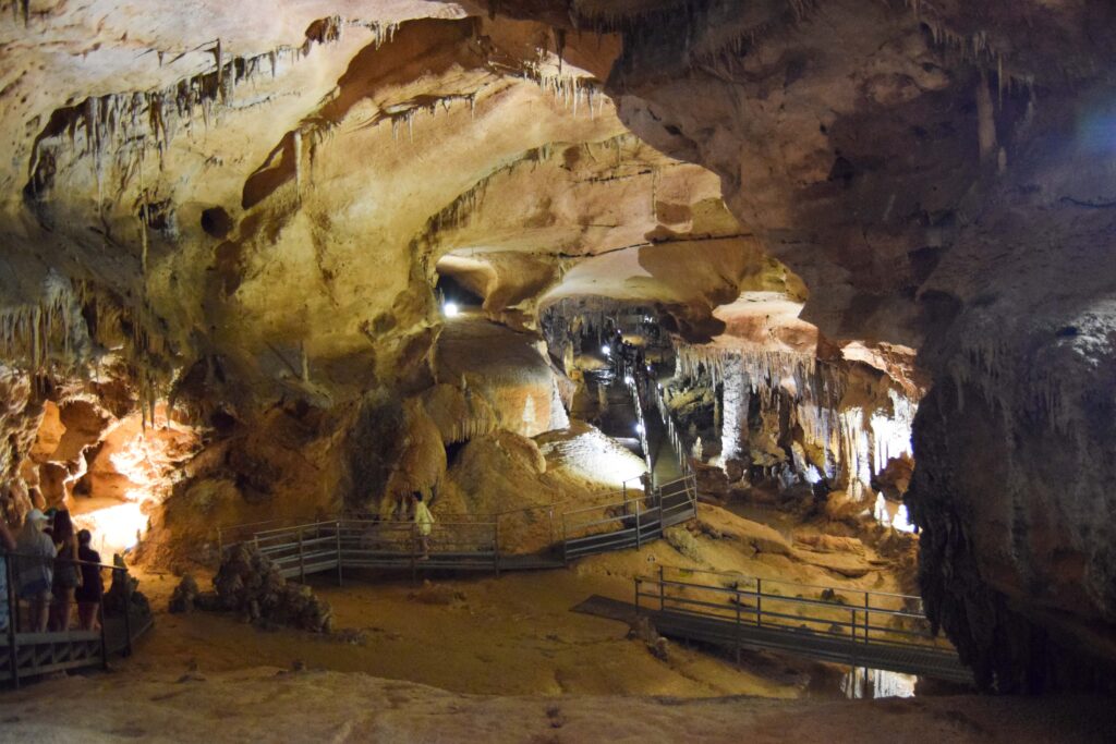 Stege Tropfsteinhöhle Grotte Grotta del Fico Golf von Orosei Bootstour Sardinien