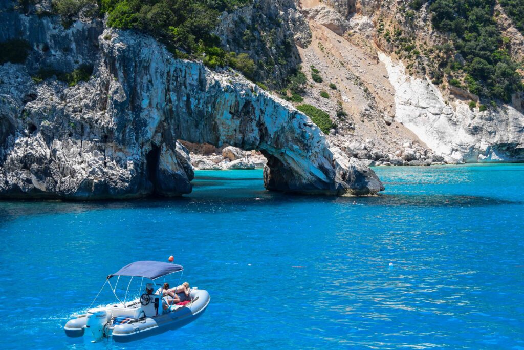 Arco di Goloritze Strand Cala Goloritze Golf von Orosei Bootstour Sardinien