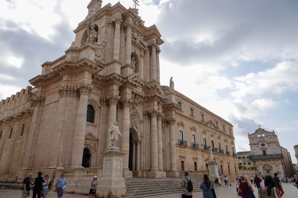 Piazza Duomo Kathedrale von Syrakus Sizilien