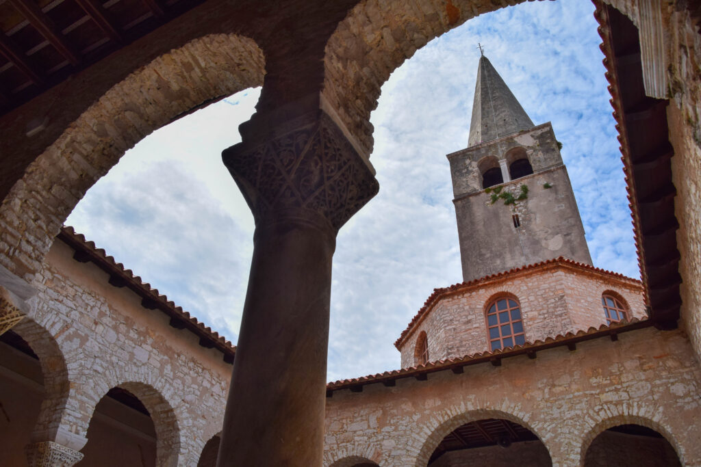 Glockenturm Euphrasius Basilika Porec Istrien Kroatien