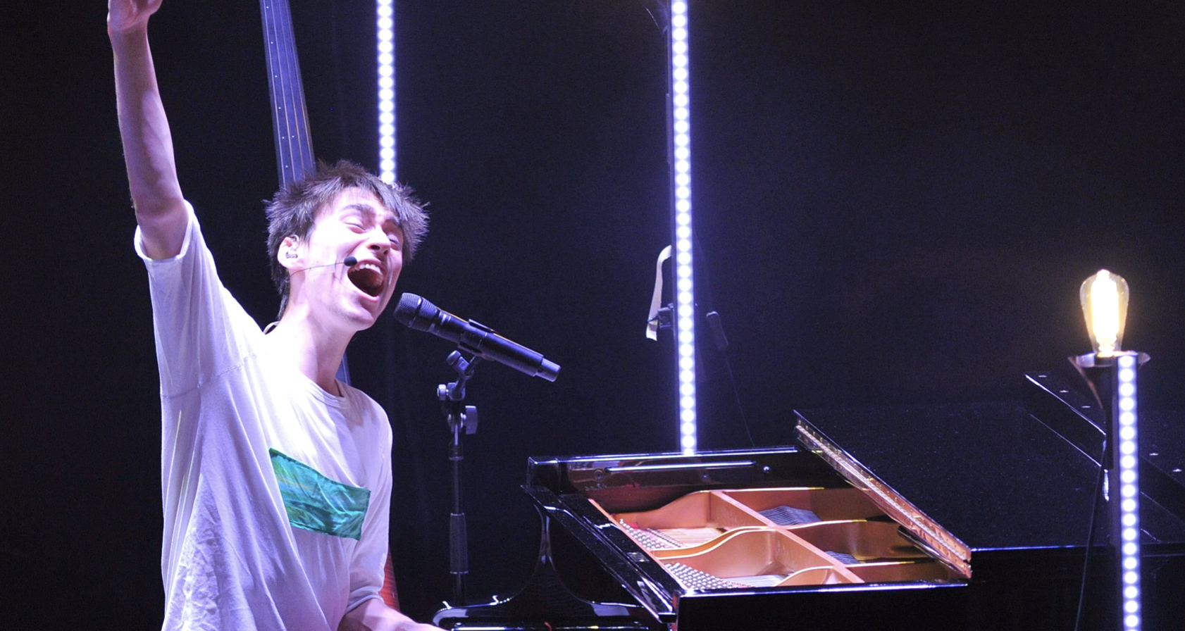 Musiker mit Piano und Gesang beim Festival Canarias Jazz & Más