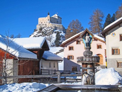 5b) der Weiler Sparsels mit dem Schloss 5b) der Weiler Sparsels mit dem Schloss