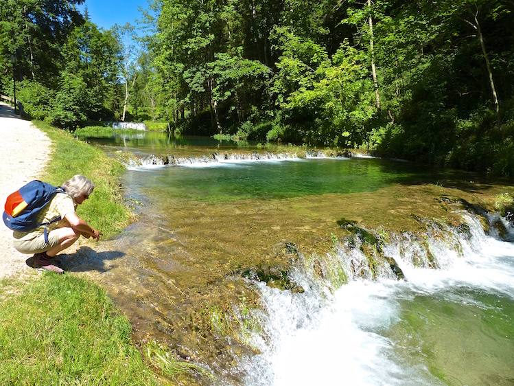 Kuhles Quellwasser Am Fusse Der Wimsener Hohle Reise Stories