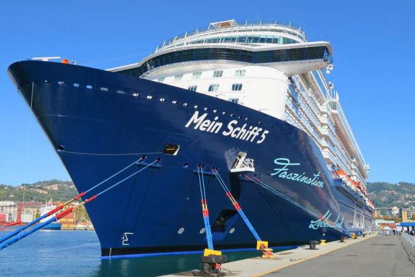 Das Kreuzfahrtschiff Mein Schiff 5