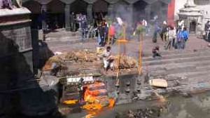 Totenverbrennung in Pashupatinah